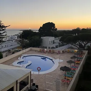 Inma Mayor En Primera Línea De Playa, Con Parking Y Piscina Apartamento