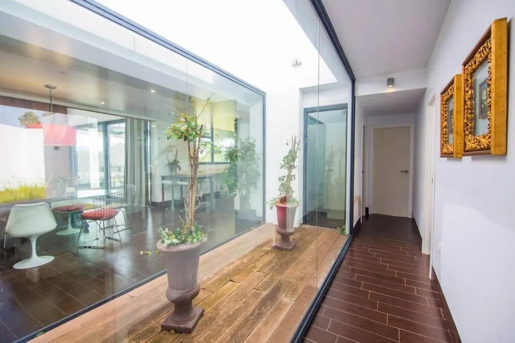Elegante Y Sofisticada Villa De 5 Habitaciones Los Canos De Meca Spain